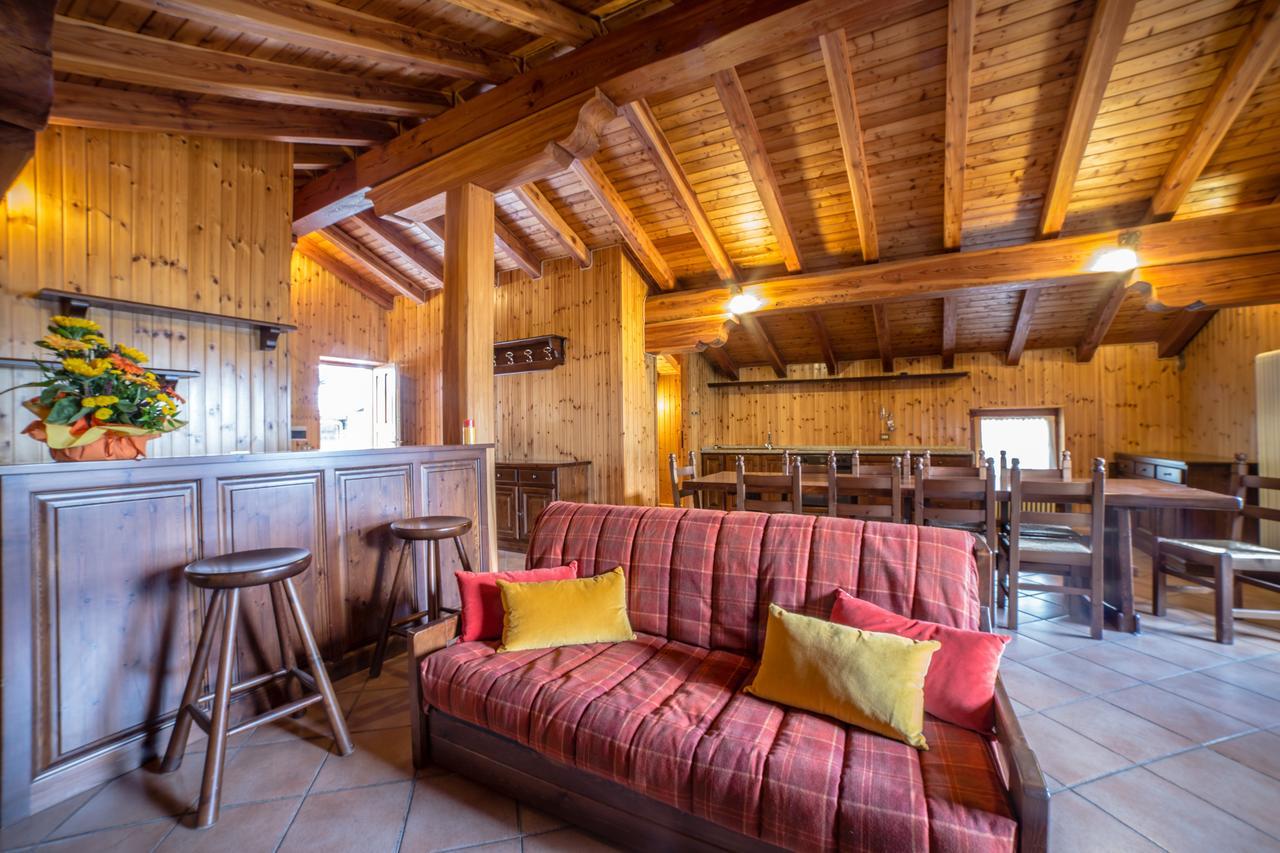 Silou Retreat Hotel Champdepraz Ngoại thất bức ảnh