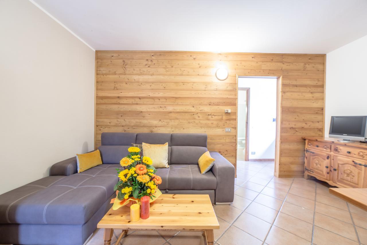 Silou Retreat Hotel Champdepraz Ngoại thất bức ảnh