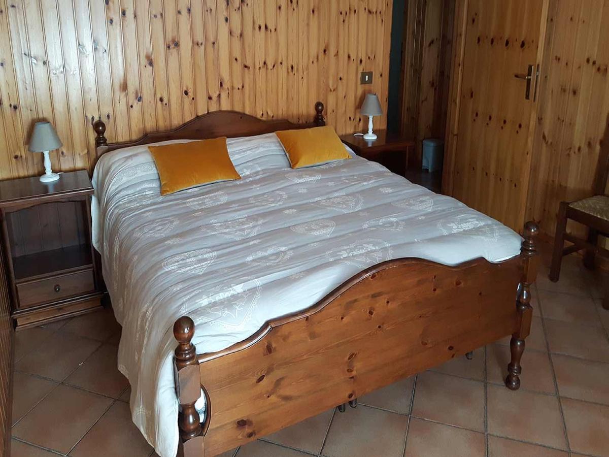 Silou Retreat Hotel Champdepraz Ngoại thất bức ảnh